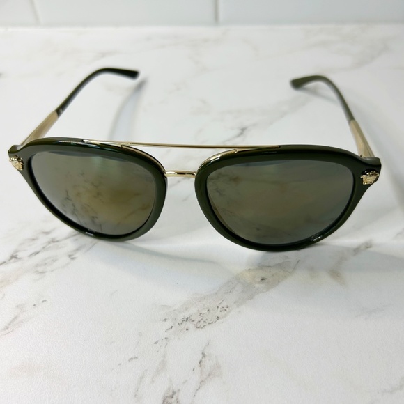 AUTHENTIC Versace Men's Sunglasses 4341 5262/4T - Green Aviator w/ Gold Accents - Picture 3 of 11